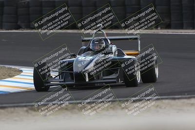 media/Jan-25-2025-CalClub SCCA (Sat) [[03c98a249e]]/Race 2/